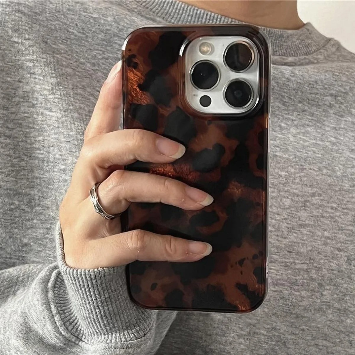 Retro Amber Texture Laser Phon - đánh giá và giá Phone Accessories To Sell